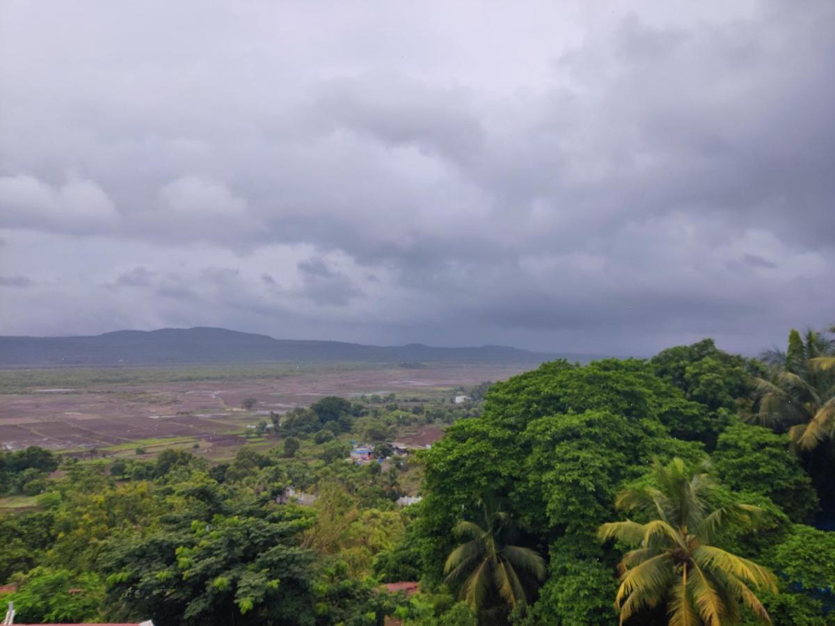 Whitehouse Homestay By Oxystays Hospitality Alibag Exterior photo